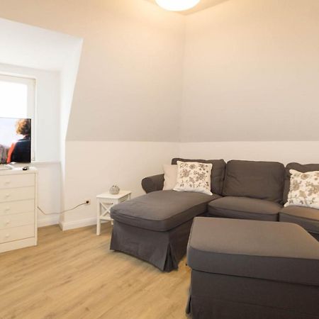 Hues Auert Tharep, Wohnung 2 Hornum Luaran gambar